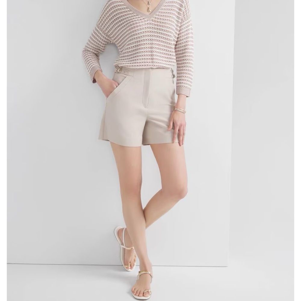 WHBM NWT Extra High Rise 5” Buckle Waist Short